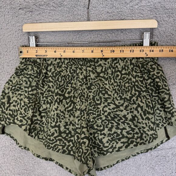 S Athleta Shorts Womens S Green Printed Hustle 3" Vented Brief Zip Pocket Jogger - Picture 2 of 7
